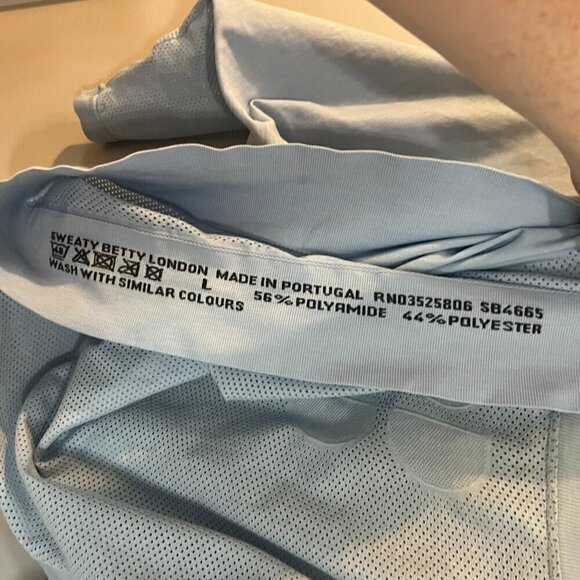 Sweaty Betty Blue Perforated Shirt Top Size Large Activewear - Picture 4 of 5